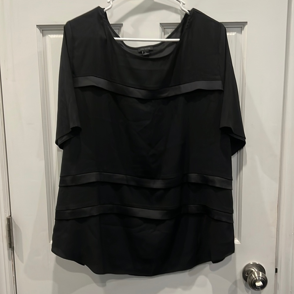 Ann Taylor, size XL, blouse